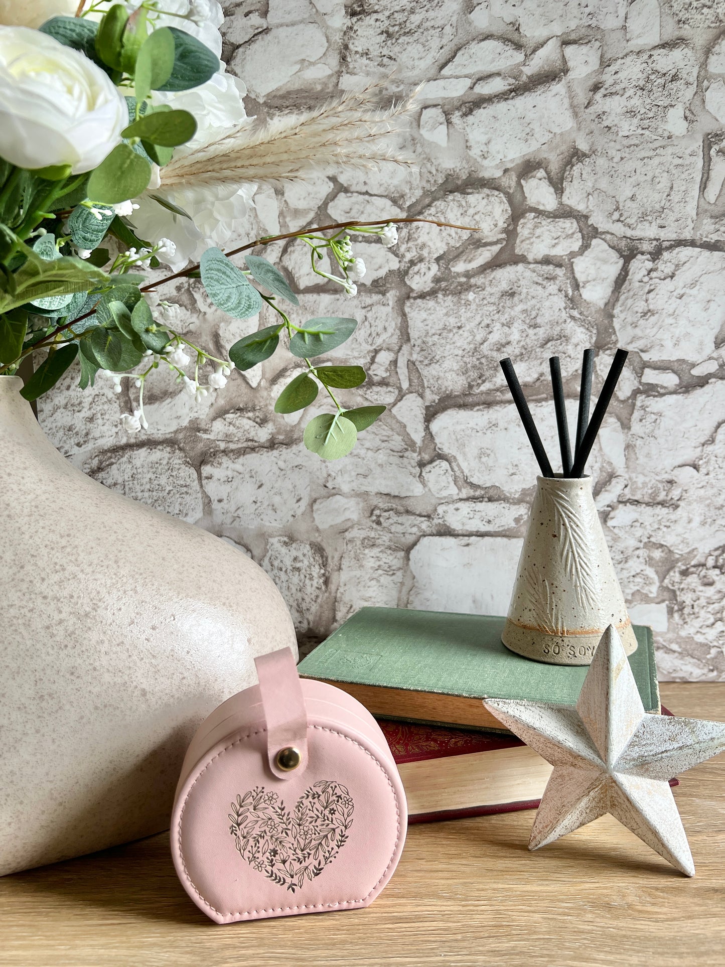 Floral heart jewellery box