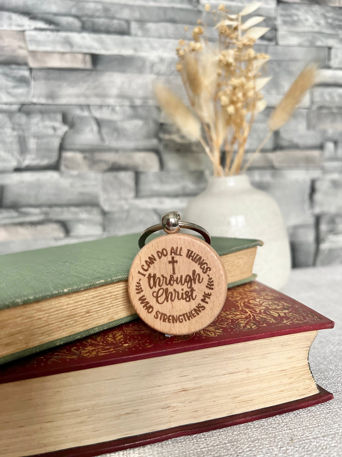 I can do all things round engraved keyring