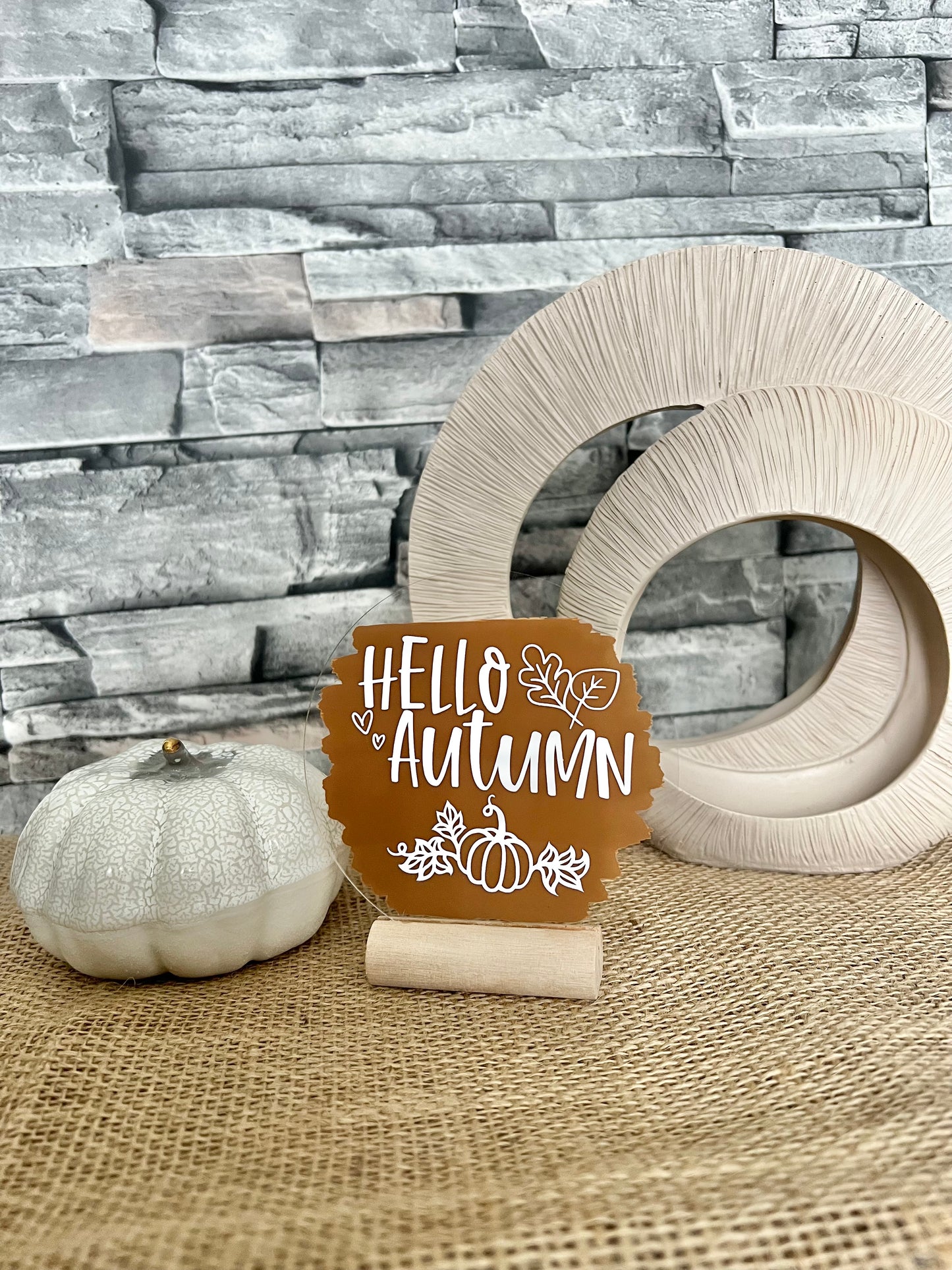 Hello Autumn plaque