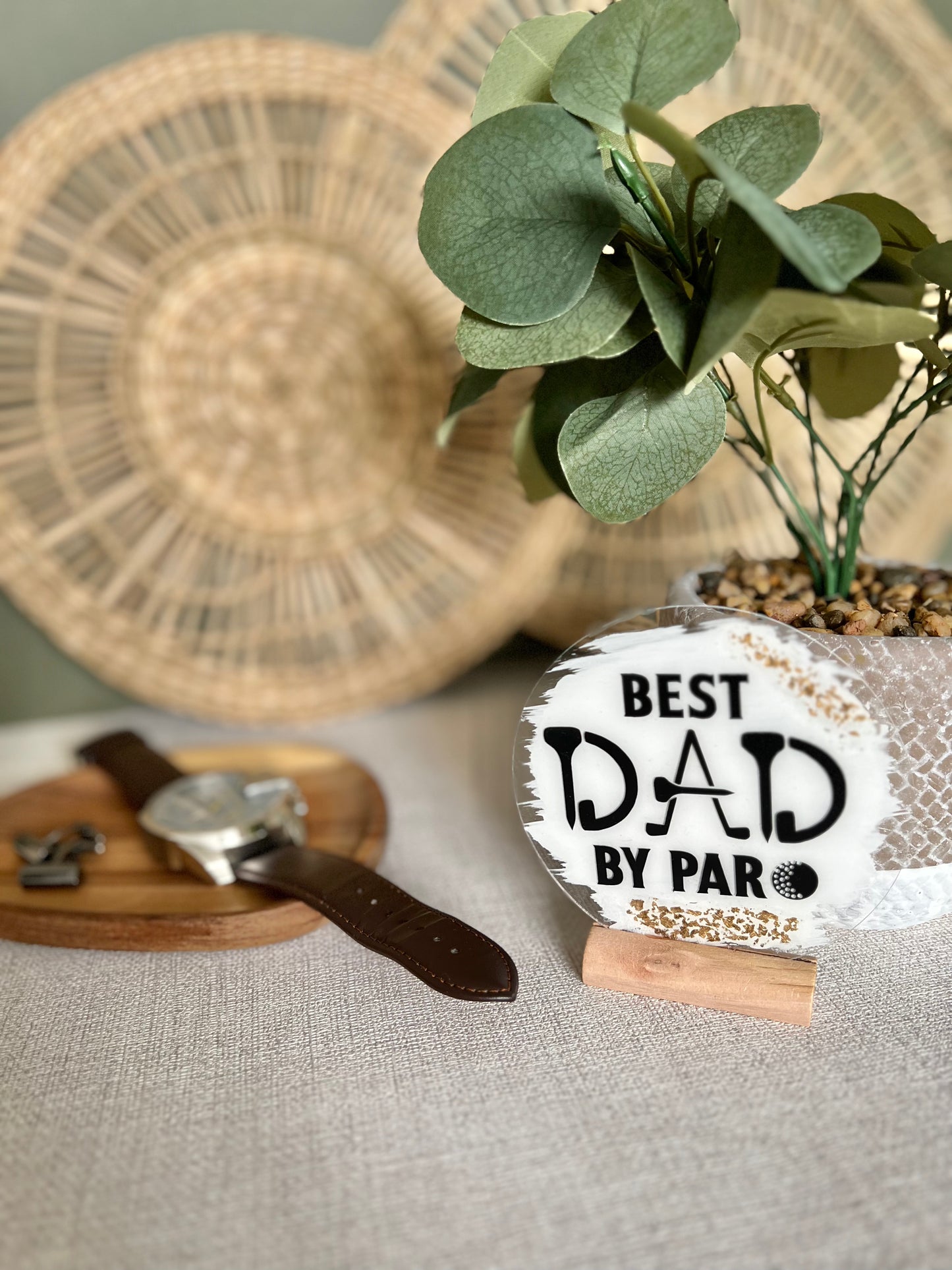 Best dad by par acrylic plaque