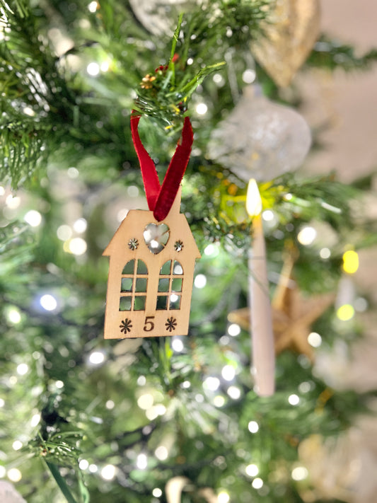 Personalised house number tree decoration