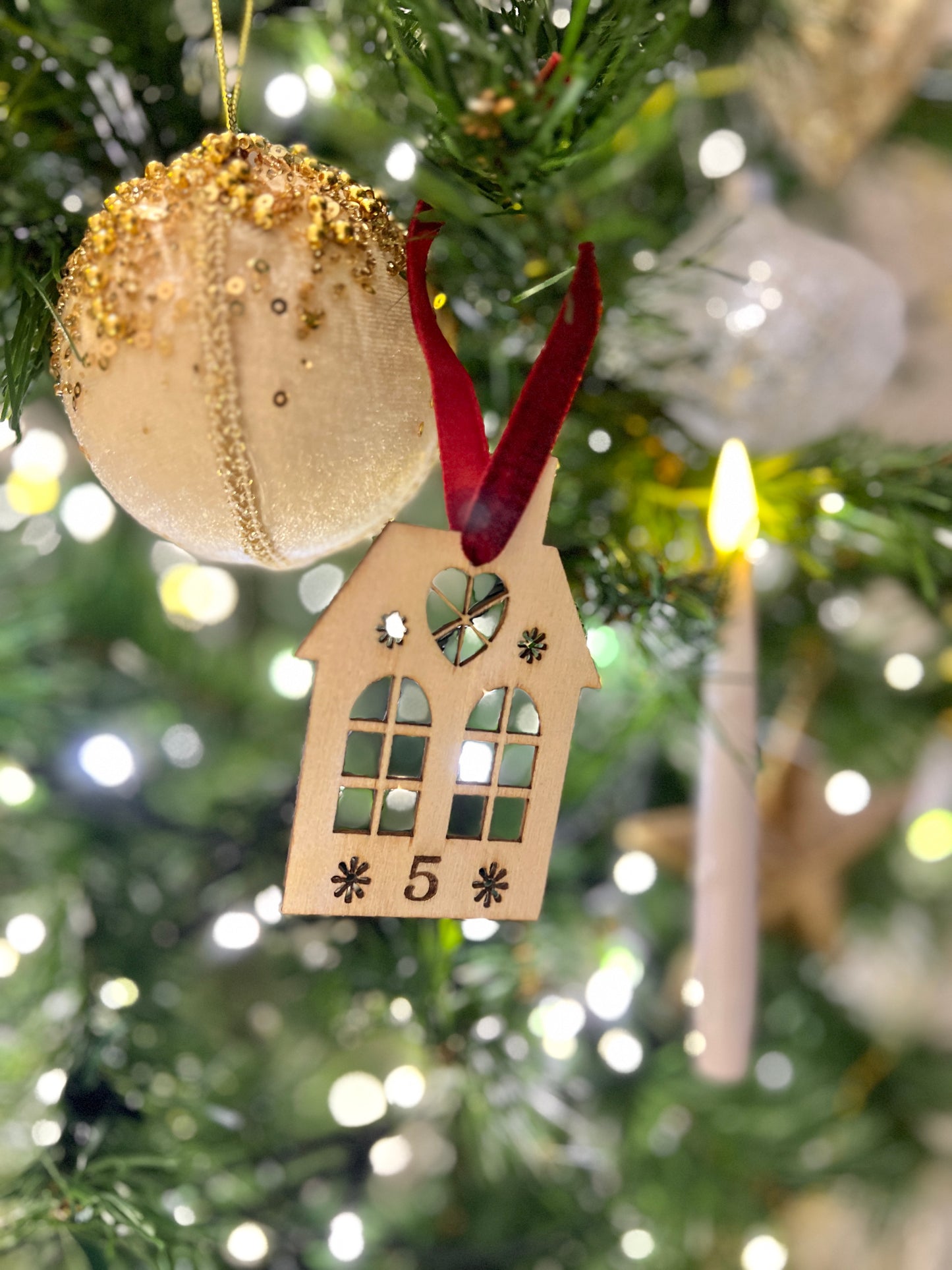 Personalised house number tree decoration