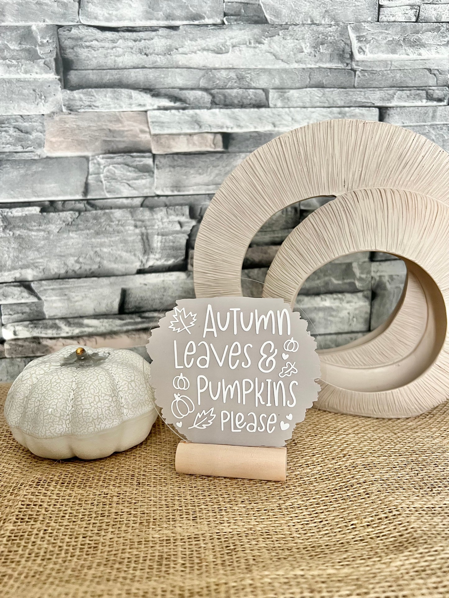 Autumn leaves & pumpkins please plaque