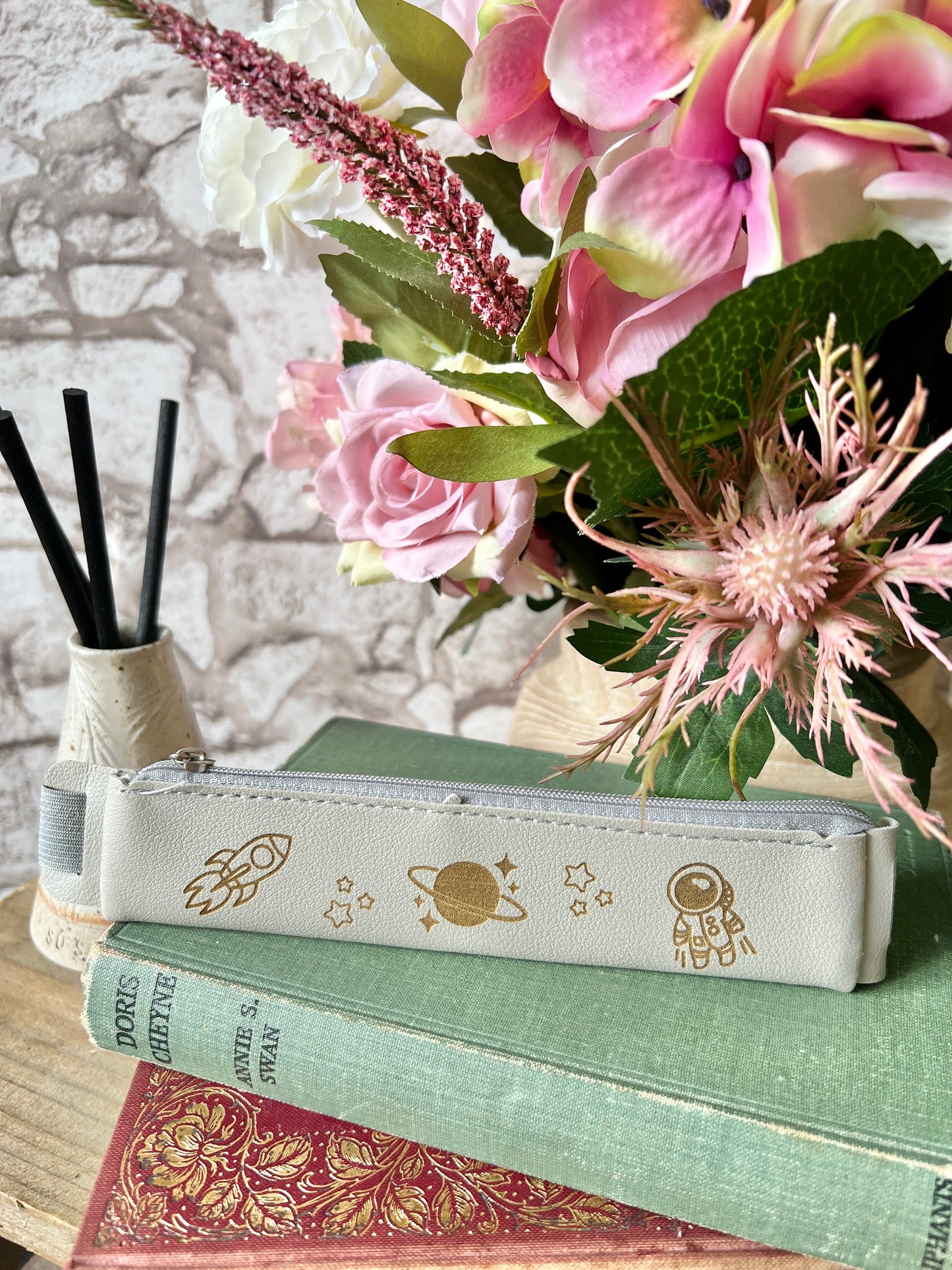 Pencil case (attachment for notebook, diary or Bible)