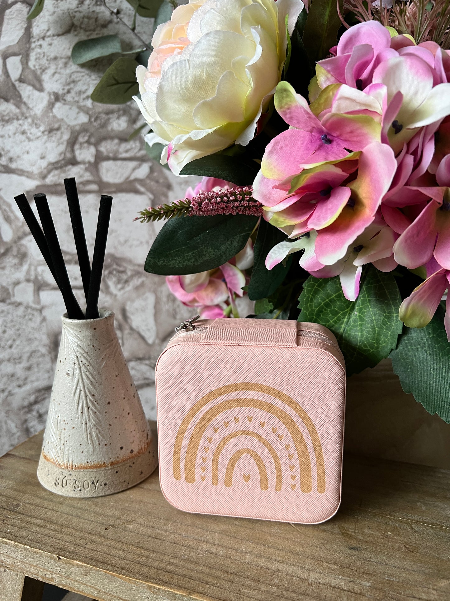 Rainbow jewellery box (pink)