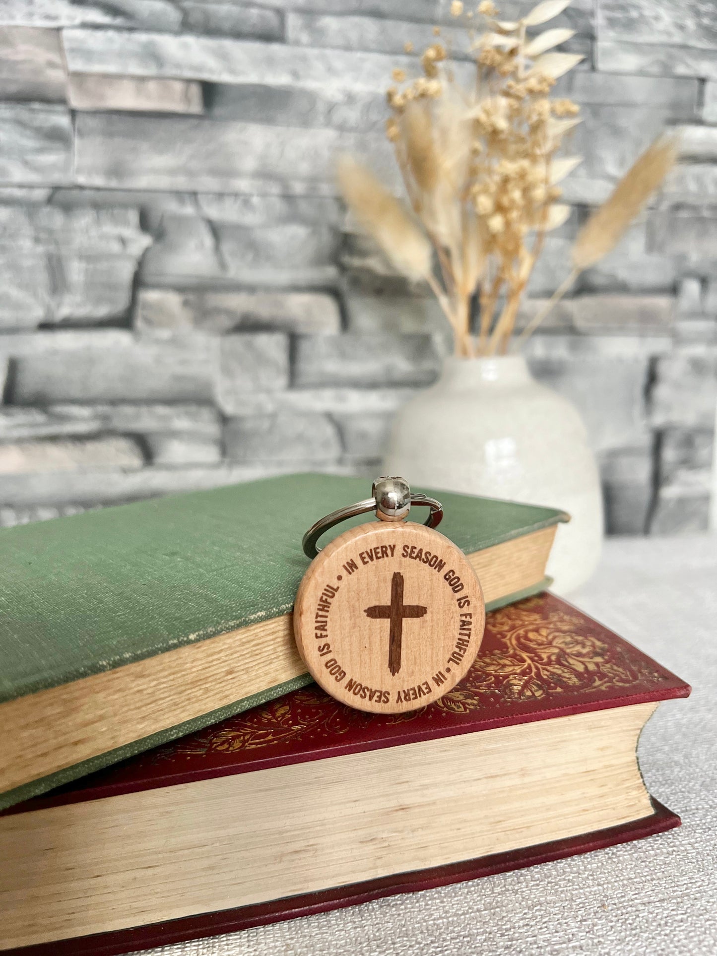 In every season round engraved keyring