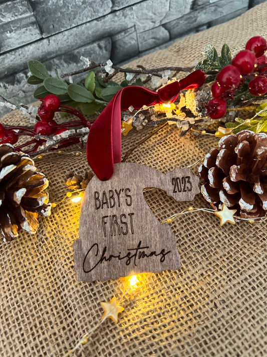 Baby’s first Christmas tree decoration