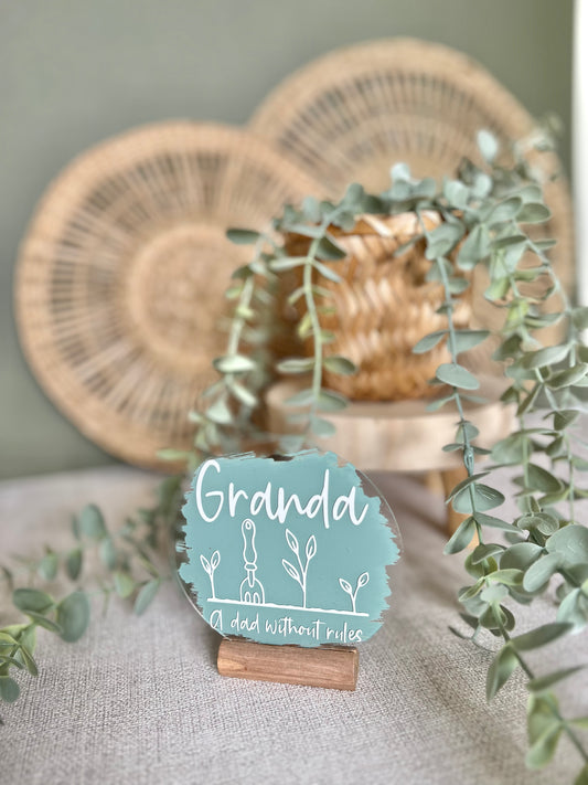 Granda gardening acrylic plaque